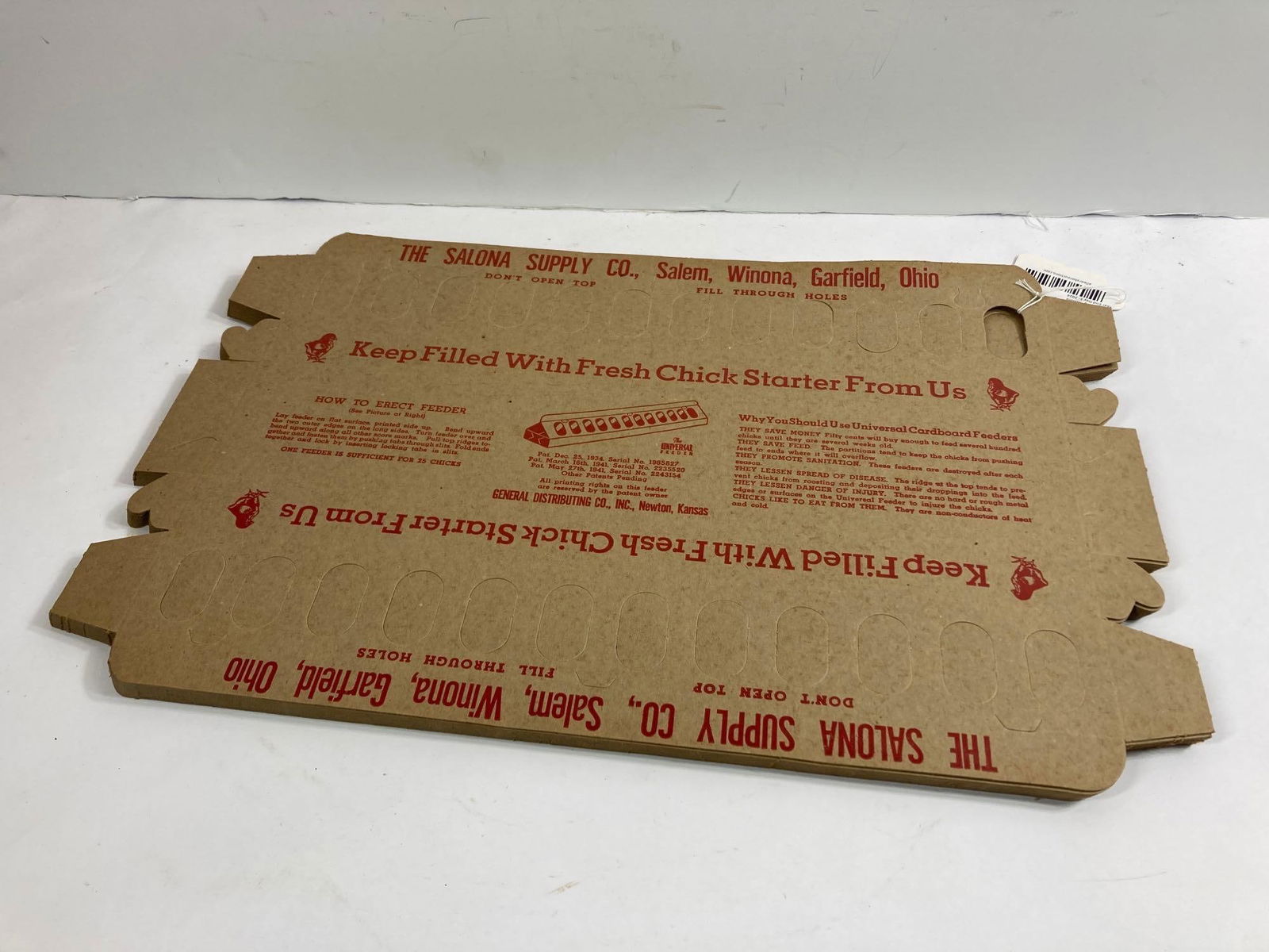 13- NOS 1940s Universal cardboard Chick Feeders (1 of 5)