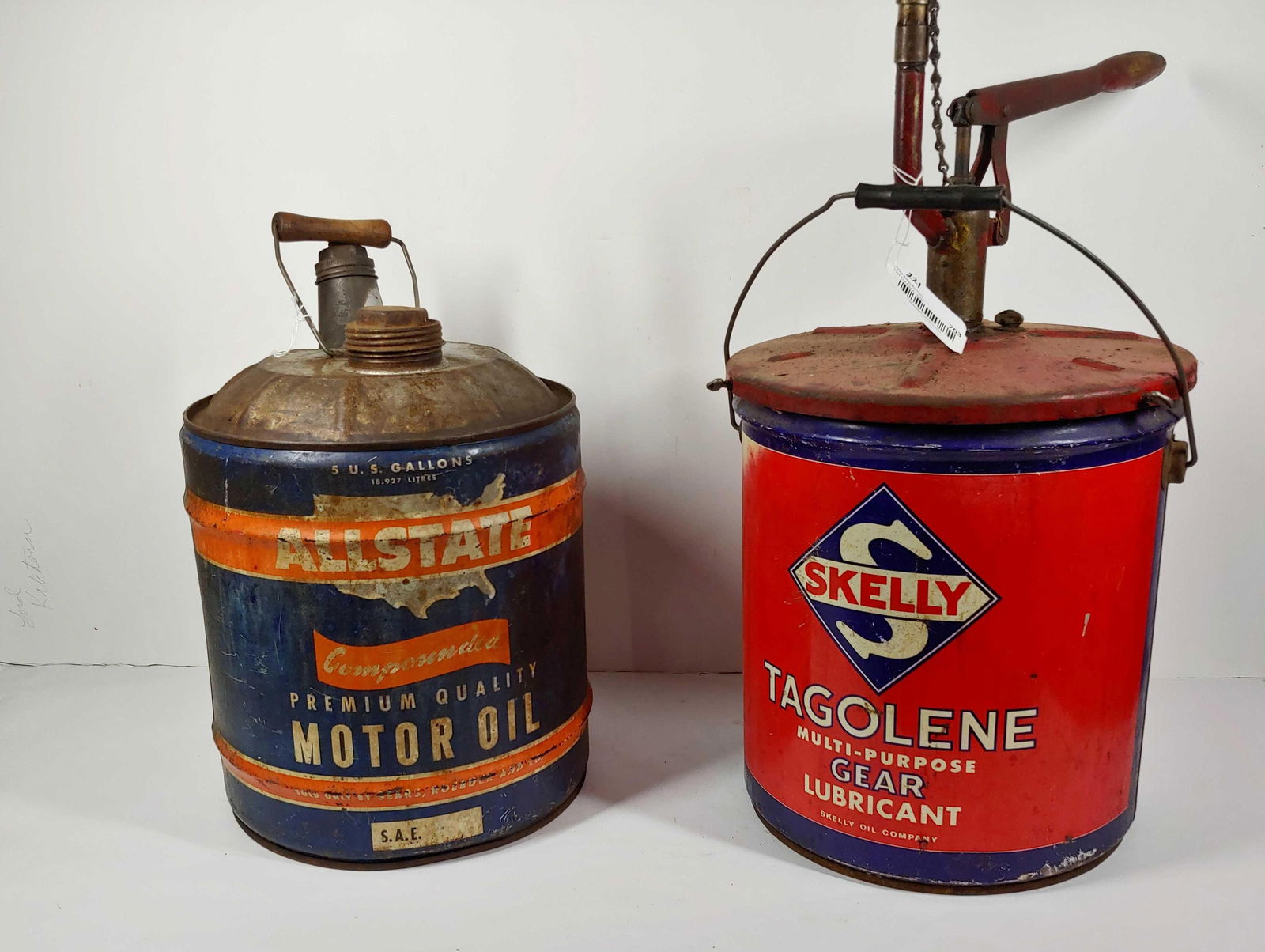 Allstate 5-gal can & Skelly Lubester (1 of 6)