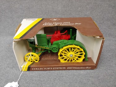JOHN DEERE 1915 MODEL R WATERLOO BOY COLLECTOR'S EDITION