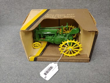 COLLECTORS EDITION 1937 MODEL G TRACTOR