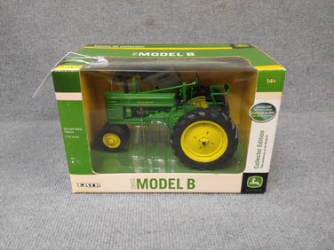 COLLECTORS EDITION 75TH ANNIVERSARY JOHN DEERE MODEL B
