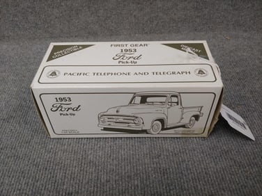 1953 FORD PACIFIC TELEPHONE AND TELEGRAPH PICK UP