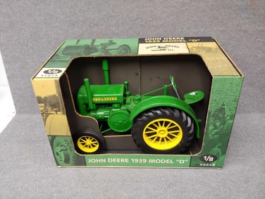 JOHN DEERE 1939 MODEL D 1/8TH SCALE