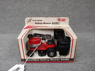 ERTL LAWN CHIEF STEERABLE RIDING MOWER LOCKING COIN BANK REPLICA