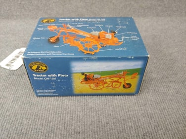 COLLECTORS CLUB GN 12K TRACTOR W/ PLOW HISTORICAL BOOKLET AND MEDALLION LIMITED EDITION