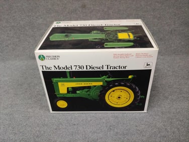 ERTL JOHN DEERE MODEL 730 NF HD PRECISION CLASSICS NO. 13 DIESEL TRACTOR