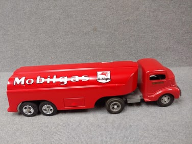 SMITTY TOYS SMITH MILLER MOBIL OIL TANKER TRUCK