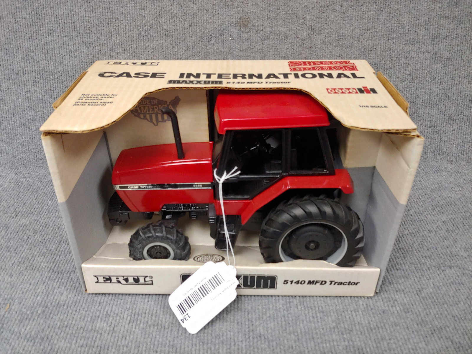 ERTL CASE MAXXUM 5140 MFD INTERNATIONAL 1999 SPECIAL EDITION TRACTOR (1 of 5)