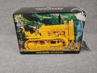ERTL JOHN DEERE 430 CRAWLER INDUSTRIAL SERIES NATIONAL TOY TRUCK N CONSTRUCTION SHOW