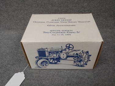 ERTL JOHN DEERE 1929 GENERAL PURPOSE WIDE TREAD 65TH ANN. SPECIAL EDITION TWO CYLINDER EXPO IV 1994