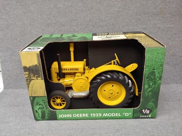 RARE -ERTL JOHN DEERE 1939 MODEL D INDUSTRIAL WF 1/8 TRACTOR