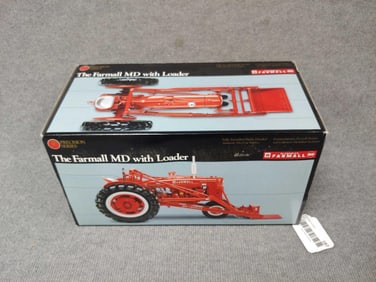 ERTL FARMALL MD W/ LOADER HD NF PRECISION SERIES NO. 10 EDITION TRACTOR