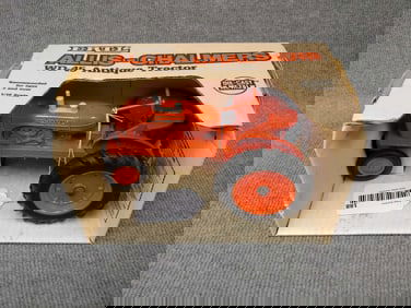 ERTL ALLIS CHALMERS WD 45 NF ANTIQUE TRACTOR