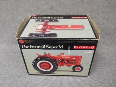 ERTL FARMALL SUPER M NF HD PRECISION SERIES NO. 8 TRACTOR