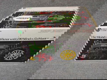 PRECISION CLASSICS #2 JOHN DEERE MODEL 4 WITH 290 SERIES CULTIVATOR