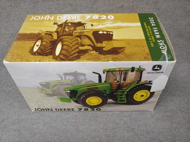 2004 FARM SHOW JOHN DEERE 7820