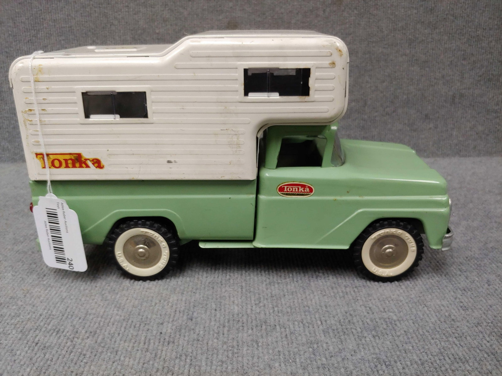TONKA 1965 CAMPER PICK UP TRUCK: 14 INCHES LONG