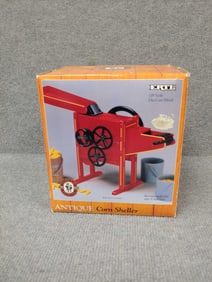 ERTL ANTIQUE CORN SHELLER POWERHOUSE FARM SERIES EDITION MODEL