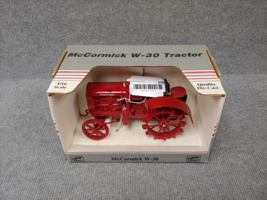 SPEC CAST MCCORMICK DEERING W30 WF STEEL WHEEL 1996 SPECIAL EDITION TRACTOR