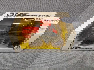 ERTL CASE IH 4894 4WD TRACTOR