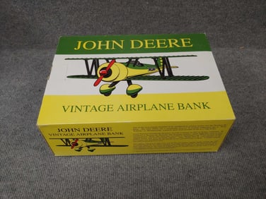 SPECCAST JOHN DEERE VINTAGE AIRPLANE MODEL LOCKING COIN BANK REPLICA
