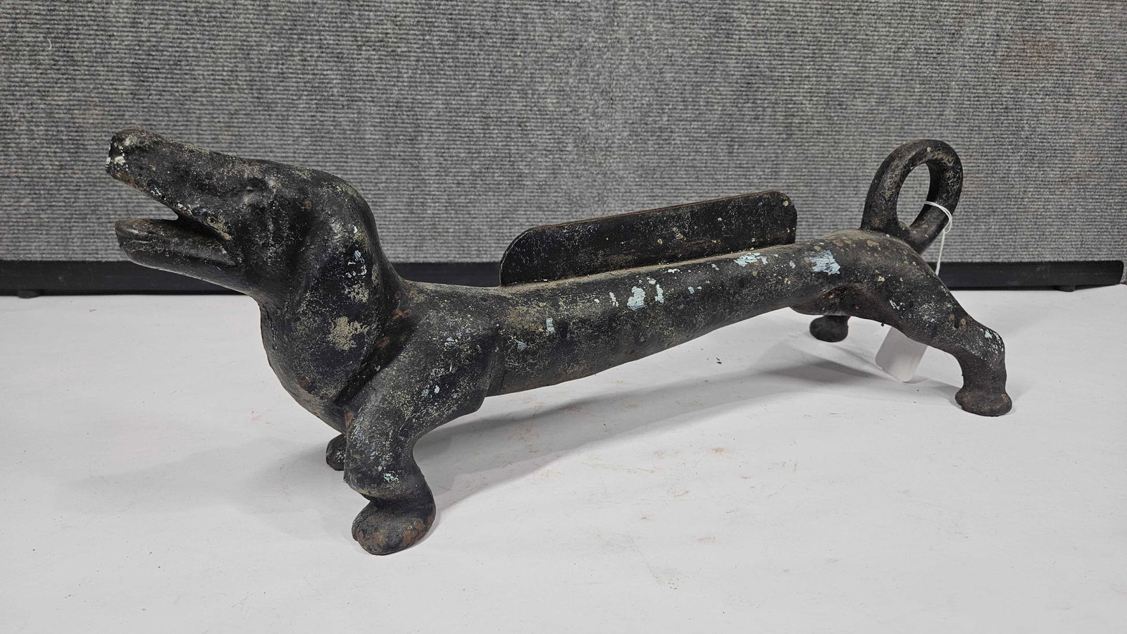 HEAVY CAST IRON WEINER DOG BOOT SCRAPER (1 of 4)