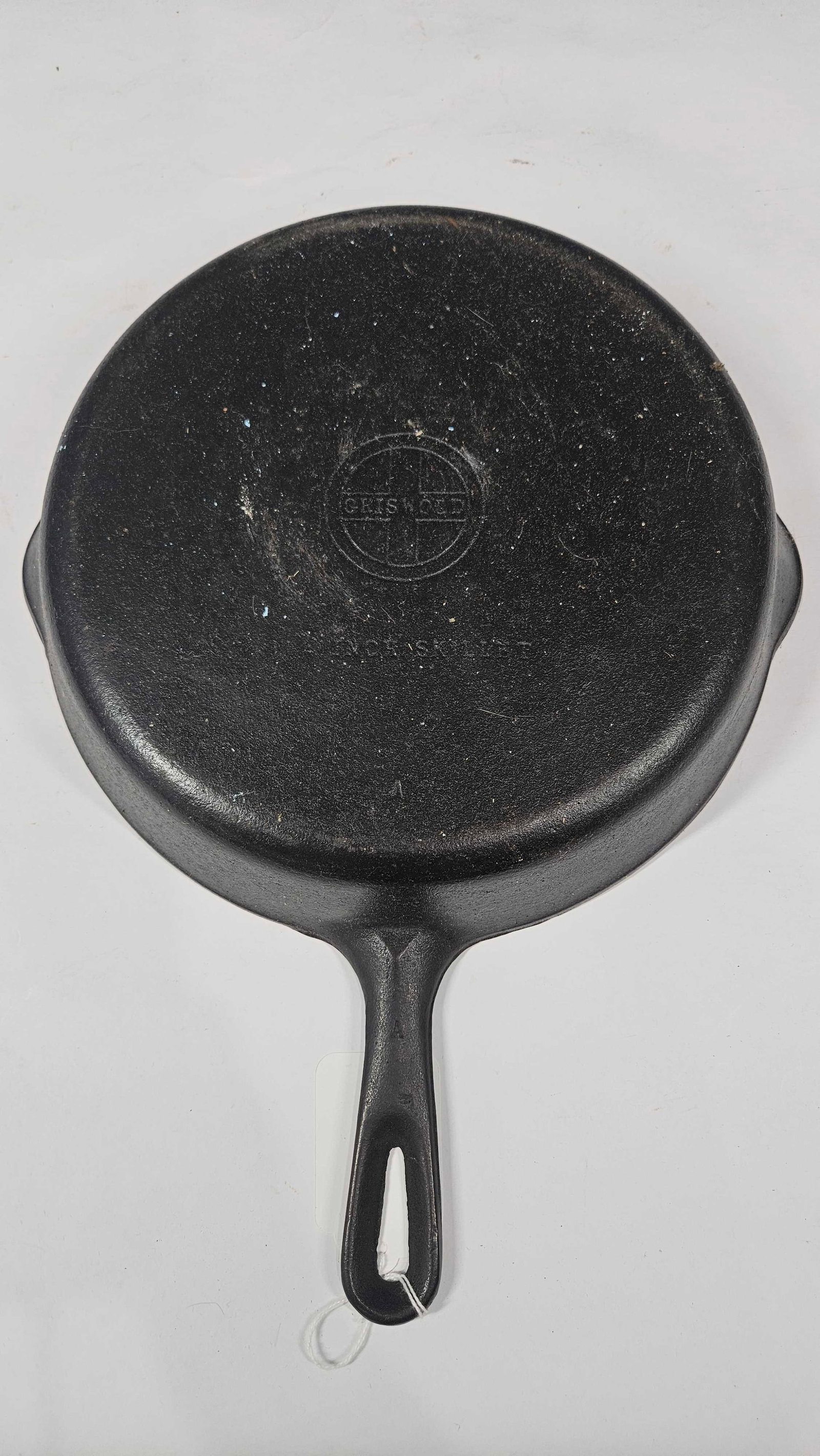 #9 GRISWOLD SKILLET (1 of 4)