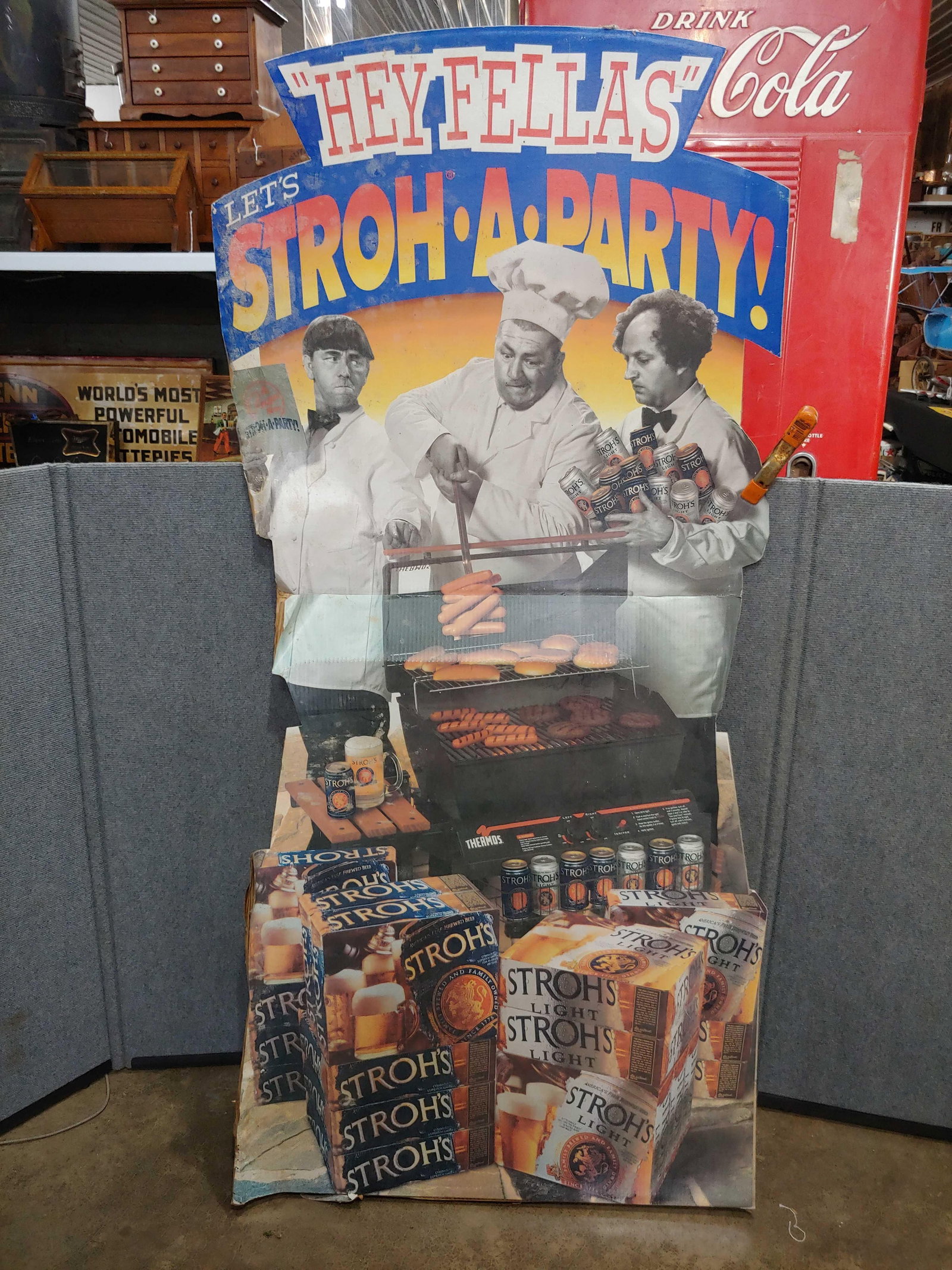 THREE STOOGES STROHS BEER CARDBOARD DISPLAY (1 of 4)