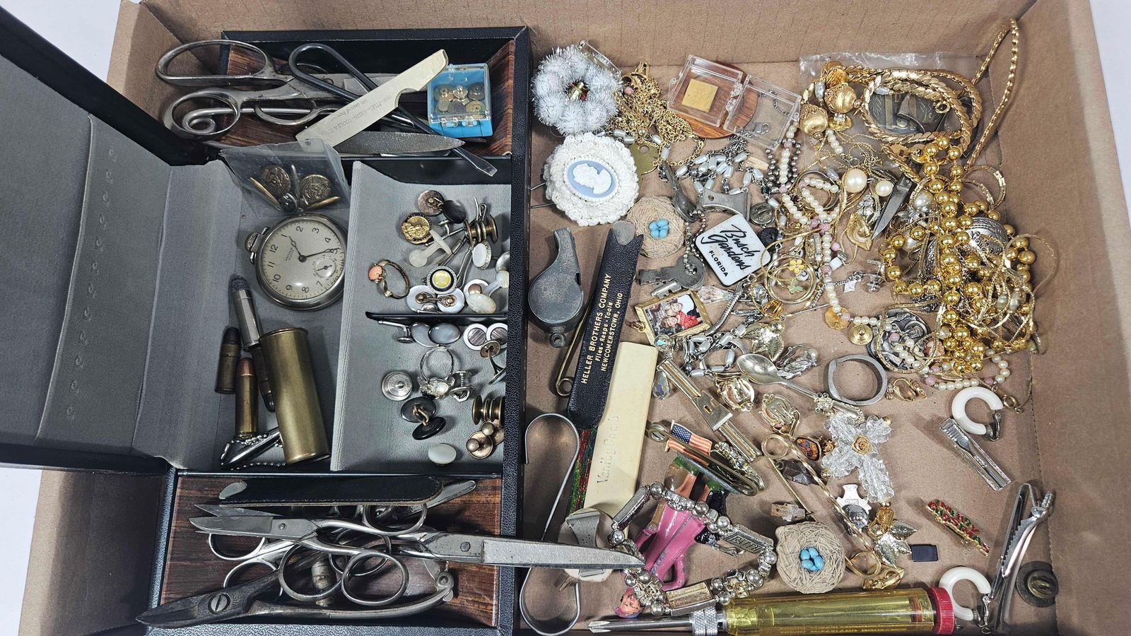 POCKET WATCH, CUFFLINKS, SMALL COLLECTIBLES, AND JEWELRY TRAY (1 of 6)