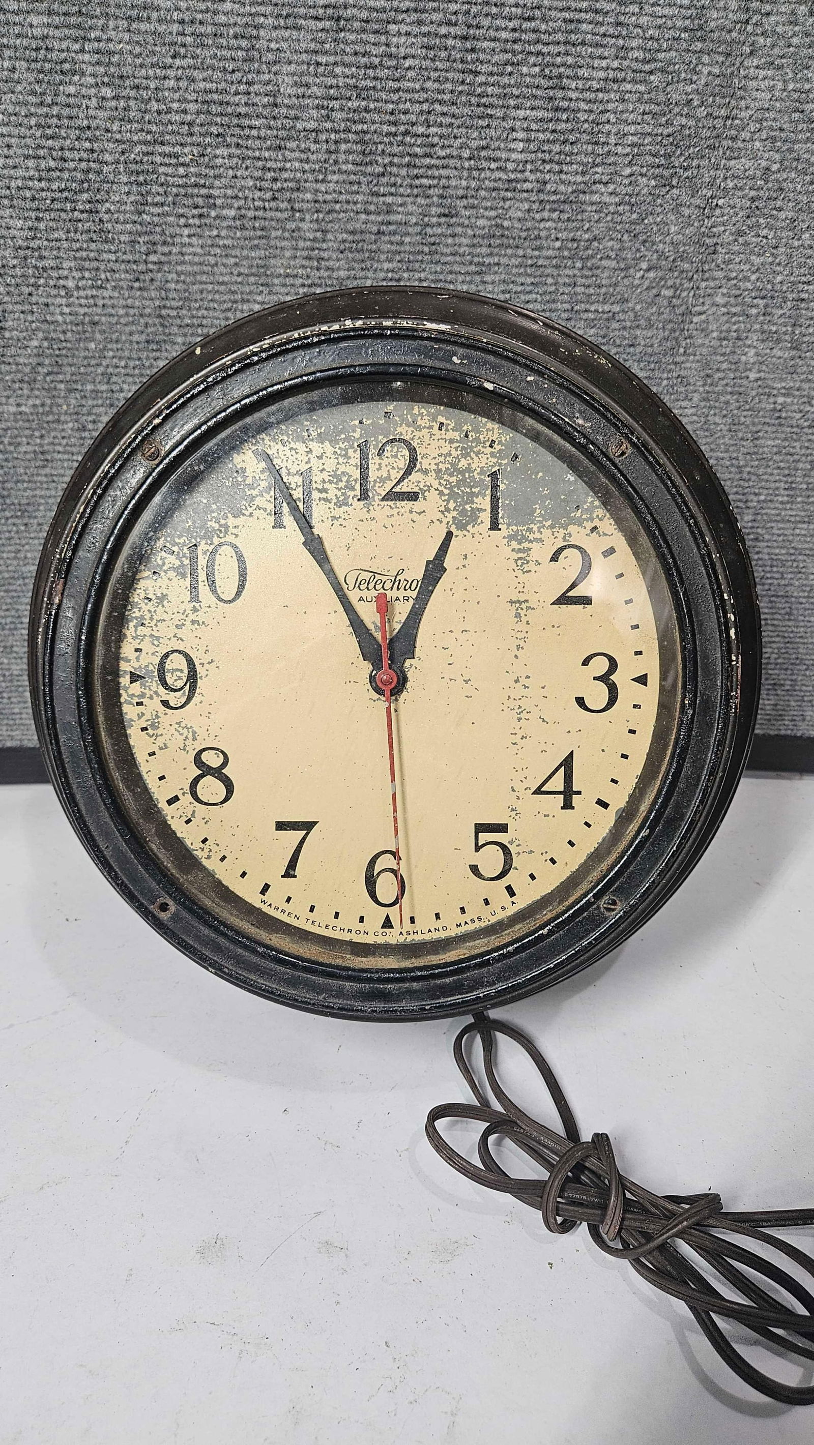 TELECHRON AUXILIARY WALL CLOCK (1 of 6)