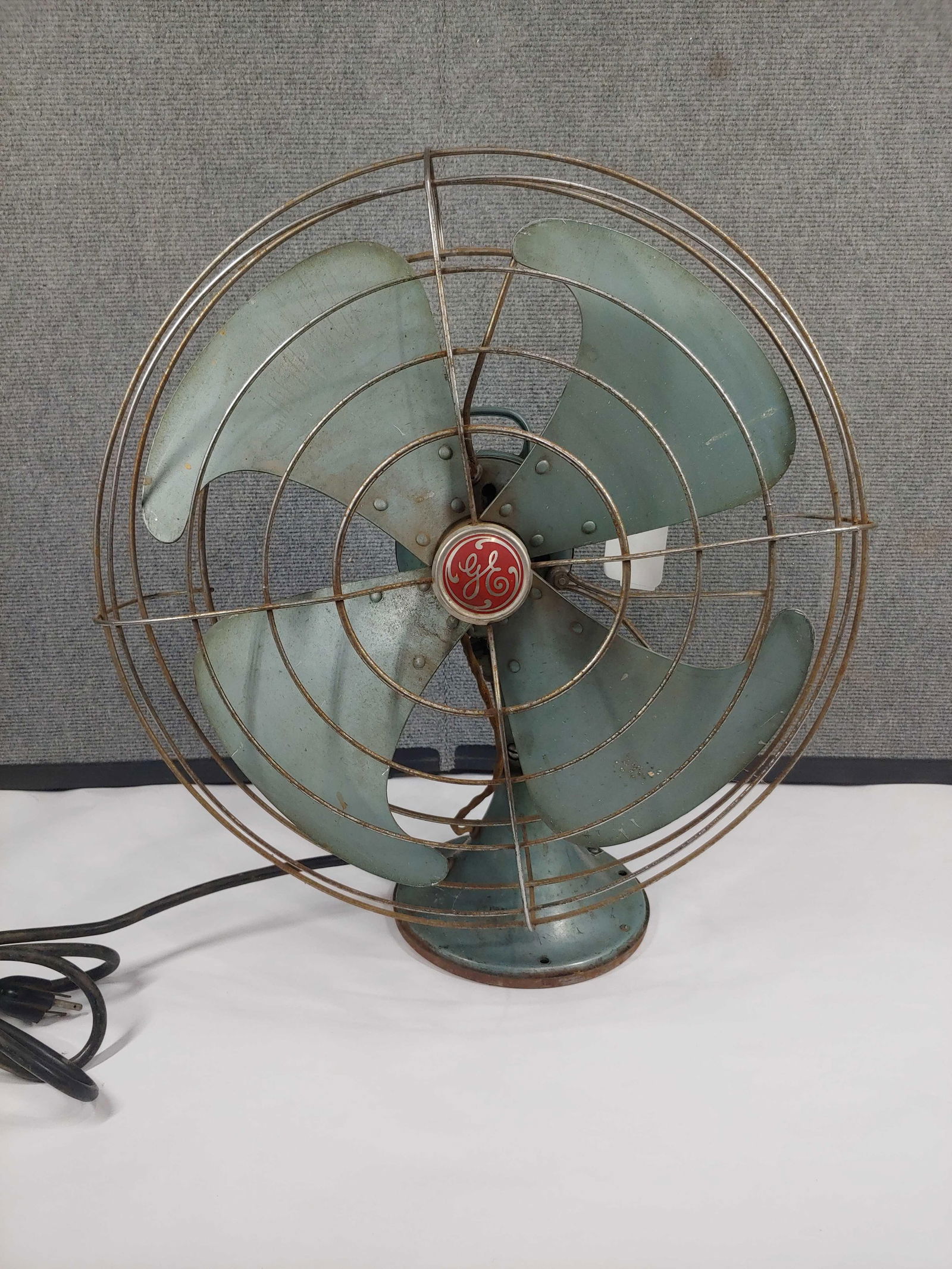 GE ELECTRIC METAL FAN (1 of 6)