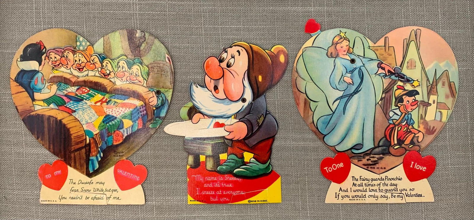 Trio 1938 Walt Disney Snow White & The 7 Dwarfs and Pinocchio Mechanical Valentines (1 of 7)