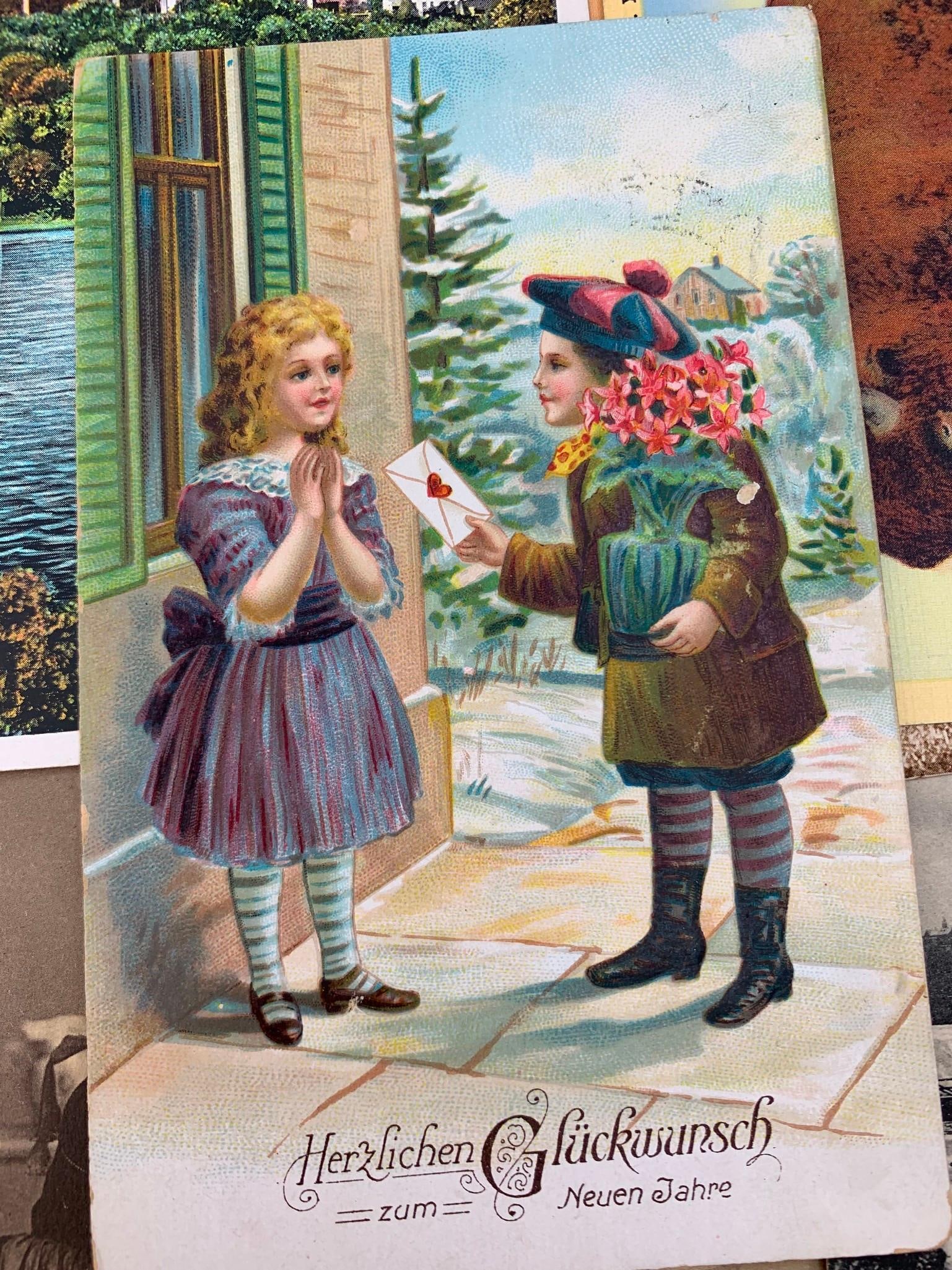 100 pc Antique to Vintage Holiday and Travel Postcards (1 of 14)