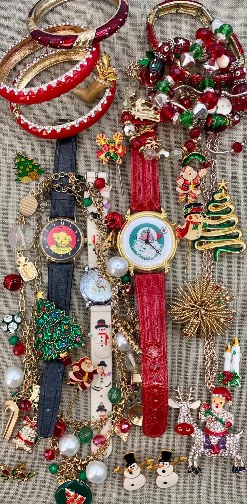 25 pc Vintage Christmas Jewelry, Holiday Accessories: Pins, Bracelets, Earrings & Necklaces (1 of 6)