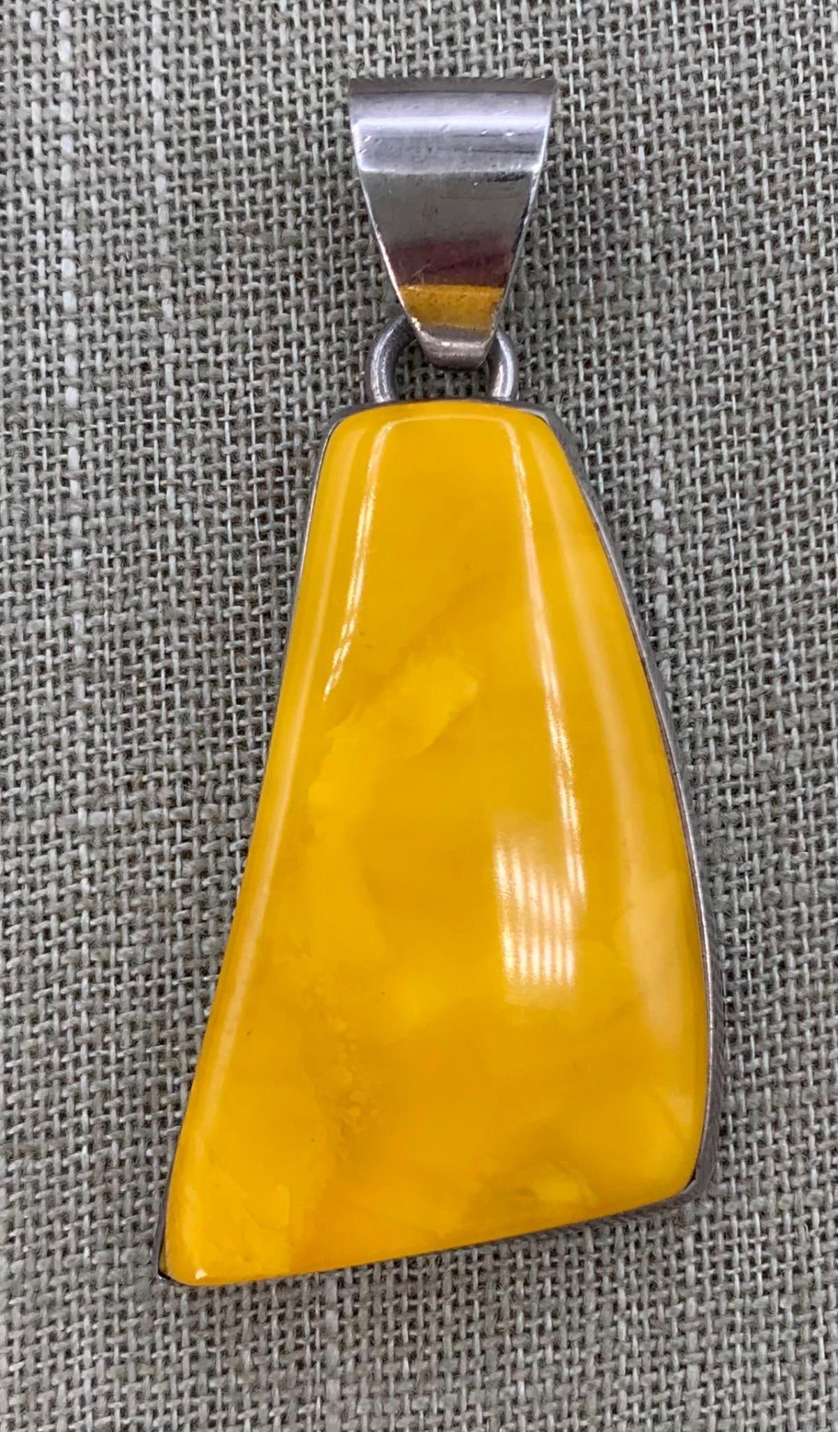 Large Marbled Butterscotch Baltic Amber & Sterling Silver Necklace Pendant (1 of 7)