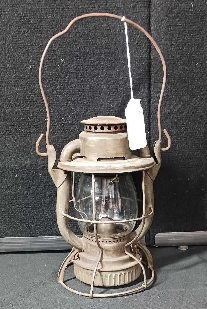 DIETZ MRR RAILROAD LANTERN (1 of 6)