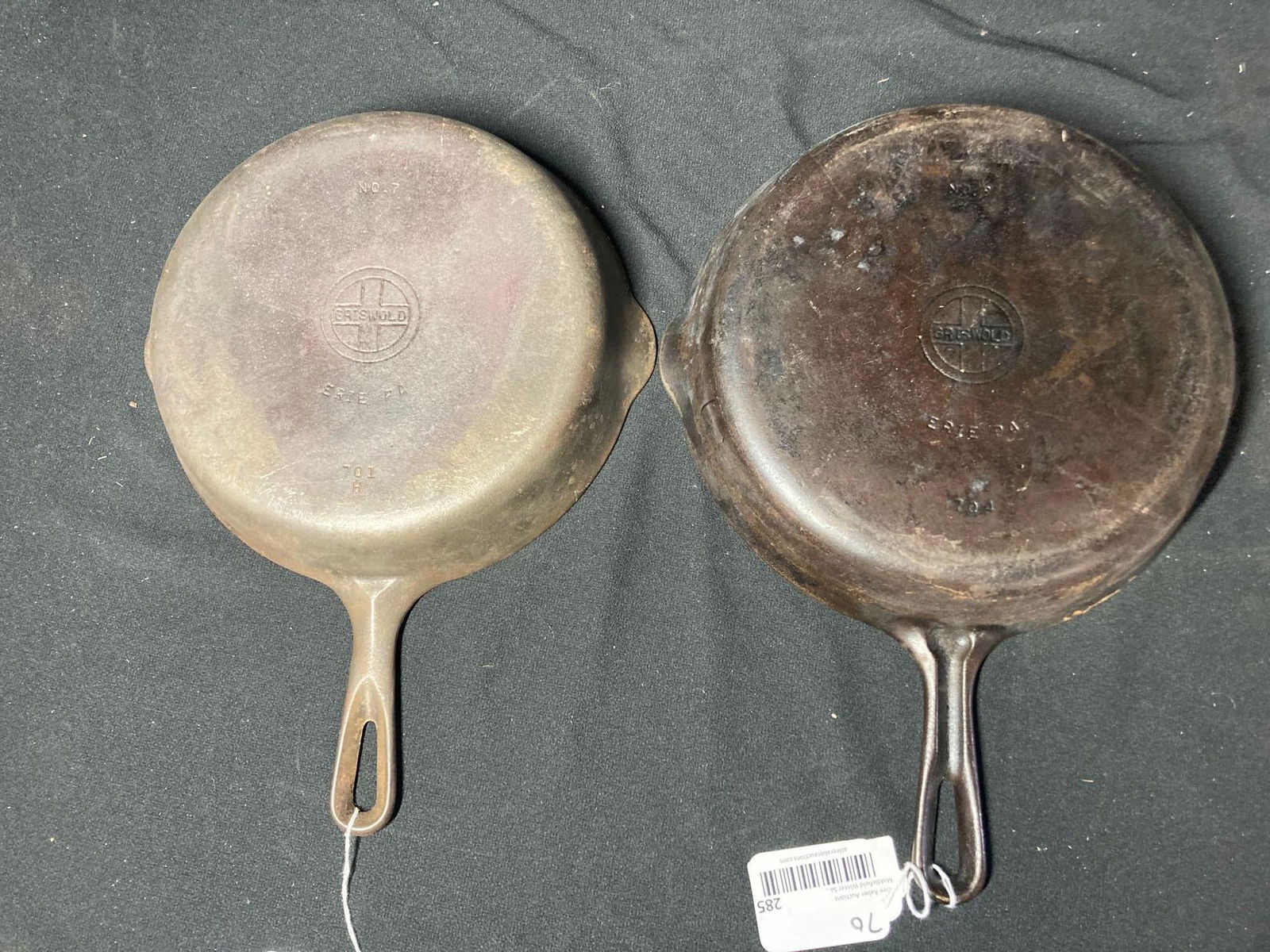 GRISWOLD #7 AND #8 SKILLETS (1 of 5)