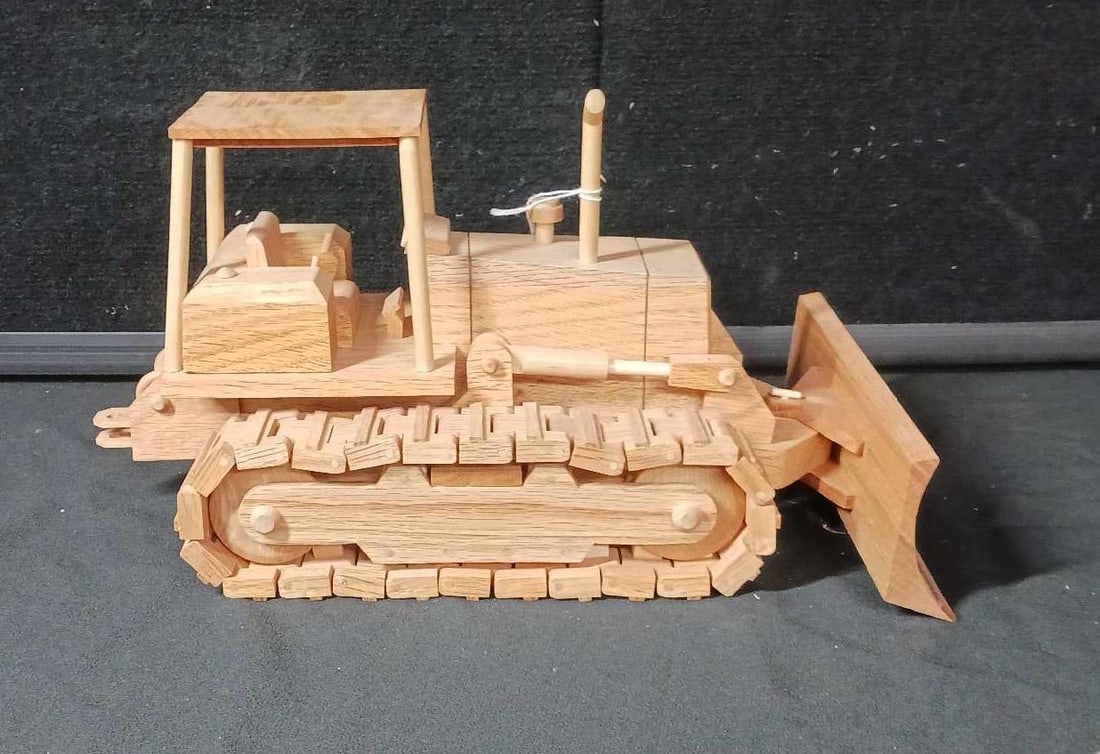 HAND CRAFTED WOODEN DOZER: GREAT CRAFTSMANSHIP SHOWS TO THIS HAND MADE DIRT MOVER. 13 INCHES LONG
