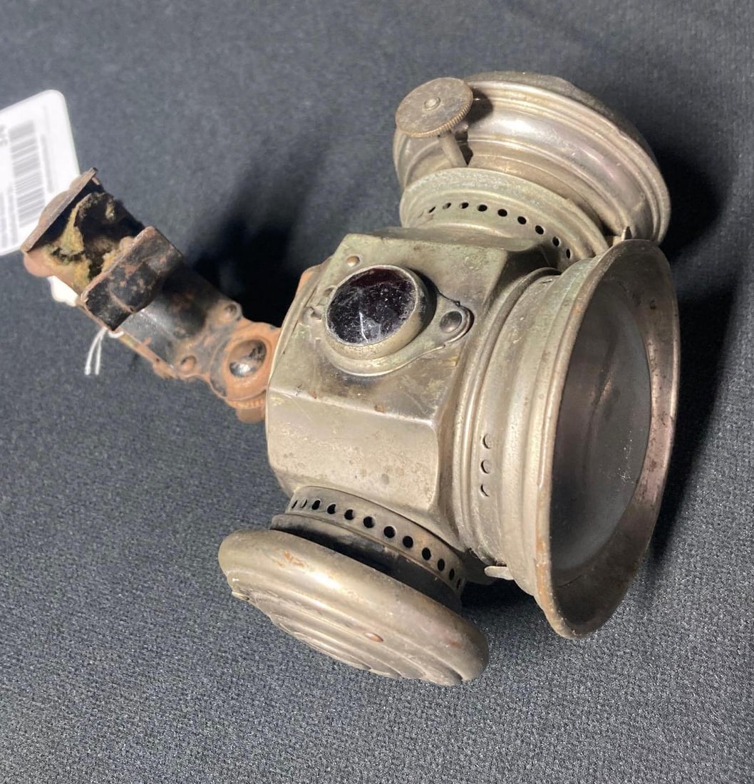 KEROSENE BICYCLE LAMP (1 of 5)