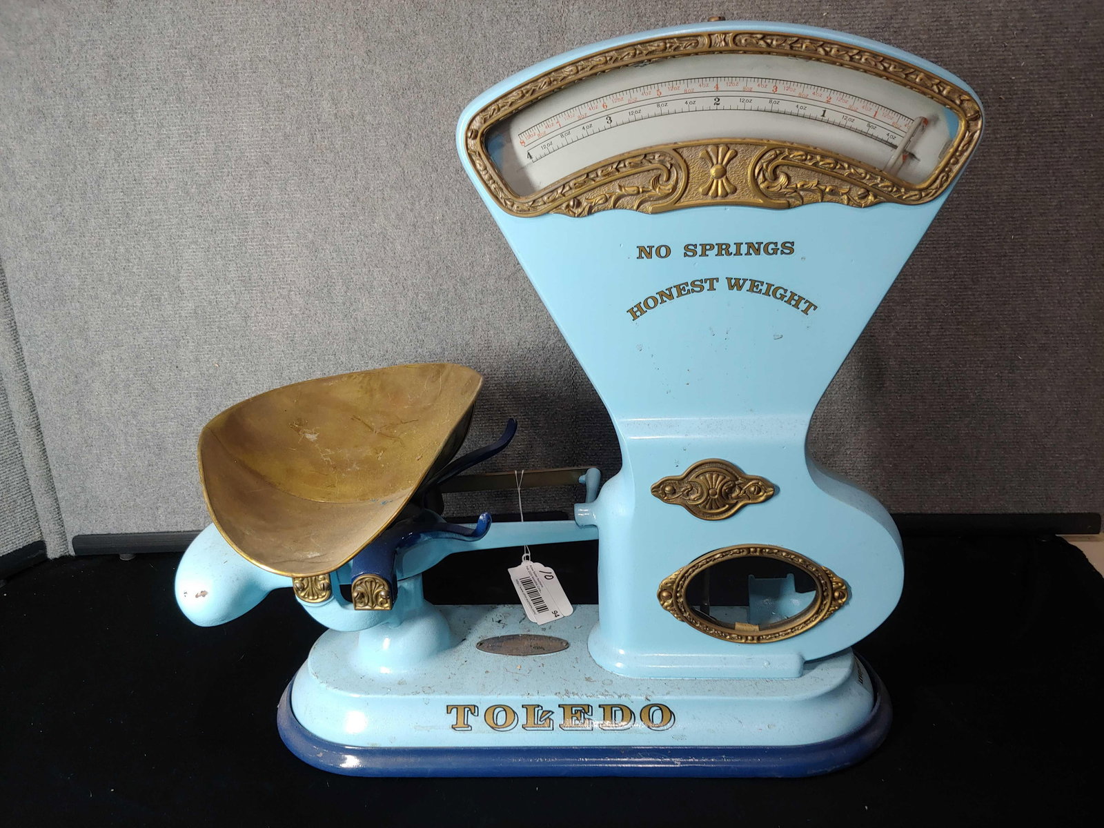 Restored Toledo Country store scale (1 of 7)