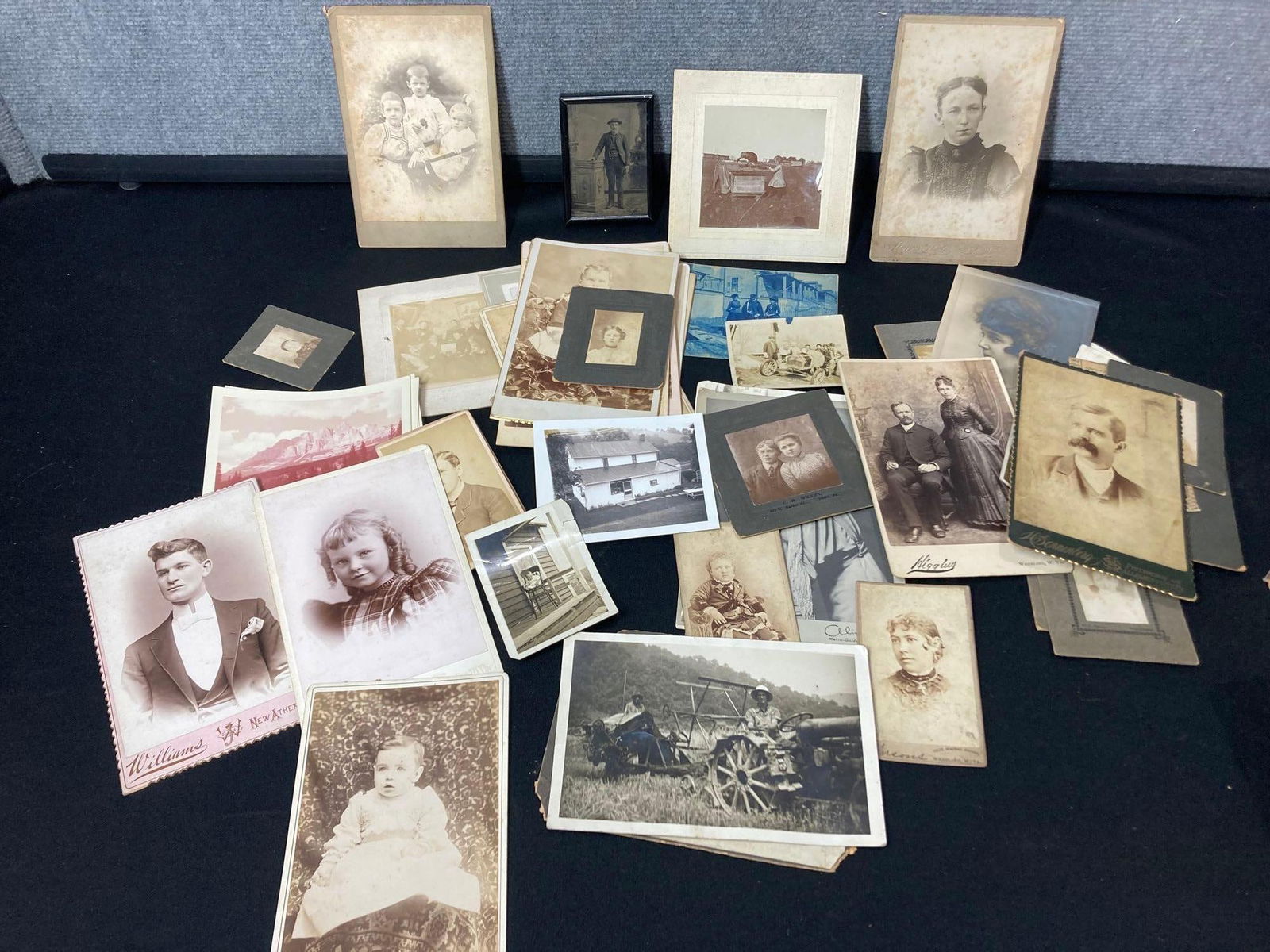 Black & White Photo Cards and pictures (1 of 7)