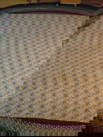 Early knotted comforter