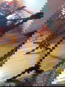 Quilt display hanger