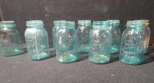 10- Ball 1qt blue jars