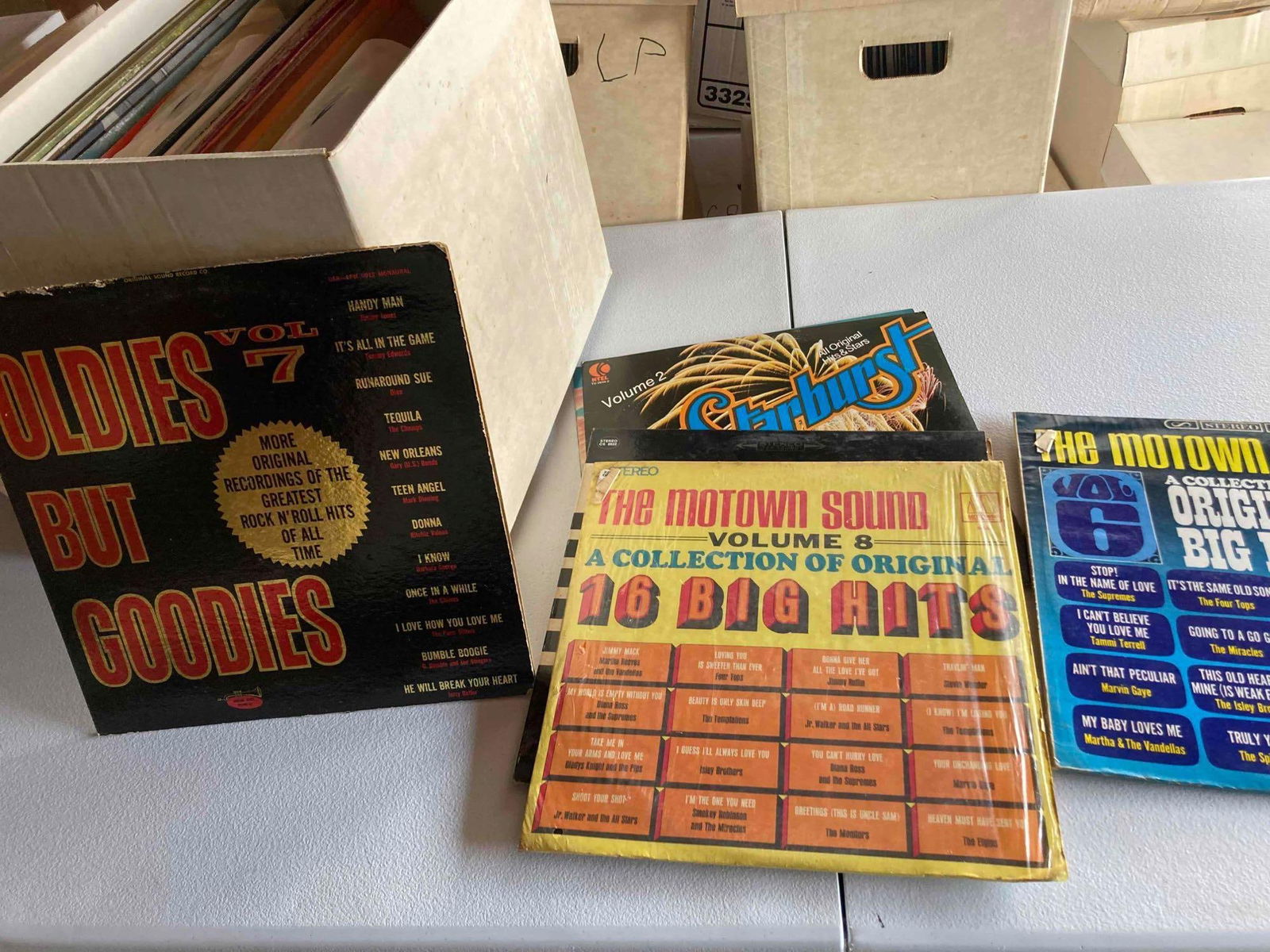 Bob Dylan, Motown and oldies records: Over 50 records