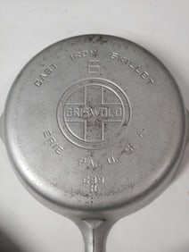 Griswold #6 Skillet