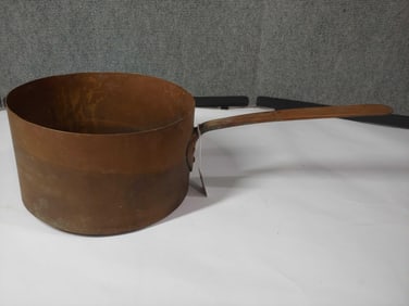 Large Dovetailed Copper Pot
