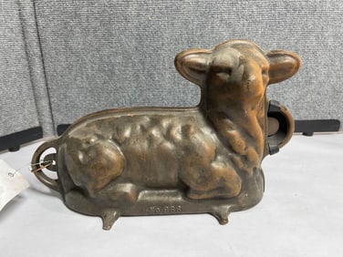 Griswold Lamb Mold
