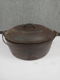6 Quart Cast Iron Dutch Oven
