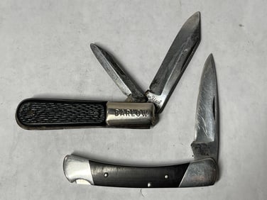 BUCK AND BARLOW POCKET KNIVES LOT OF 2